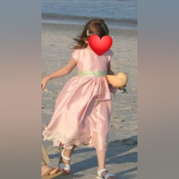 Dress - Picture 5 of 5